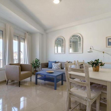 Maisuit Apartment Malaga City Center Luaran gambar
