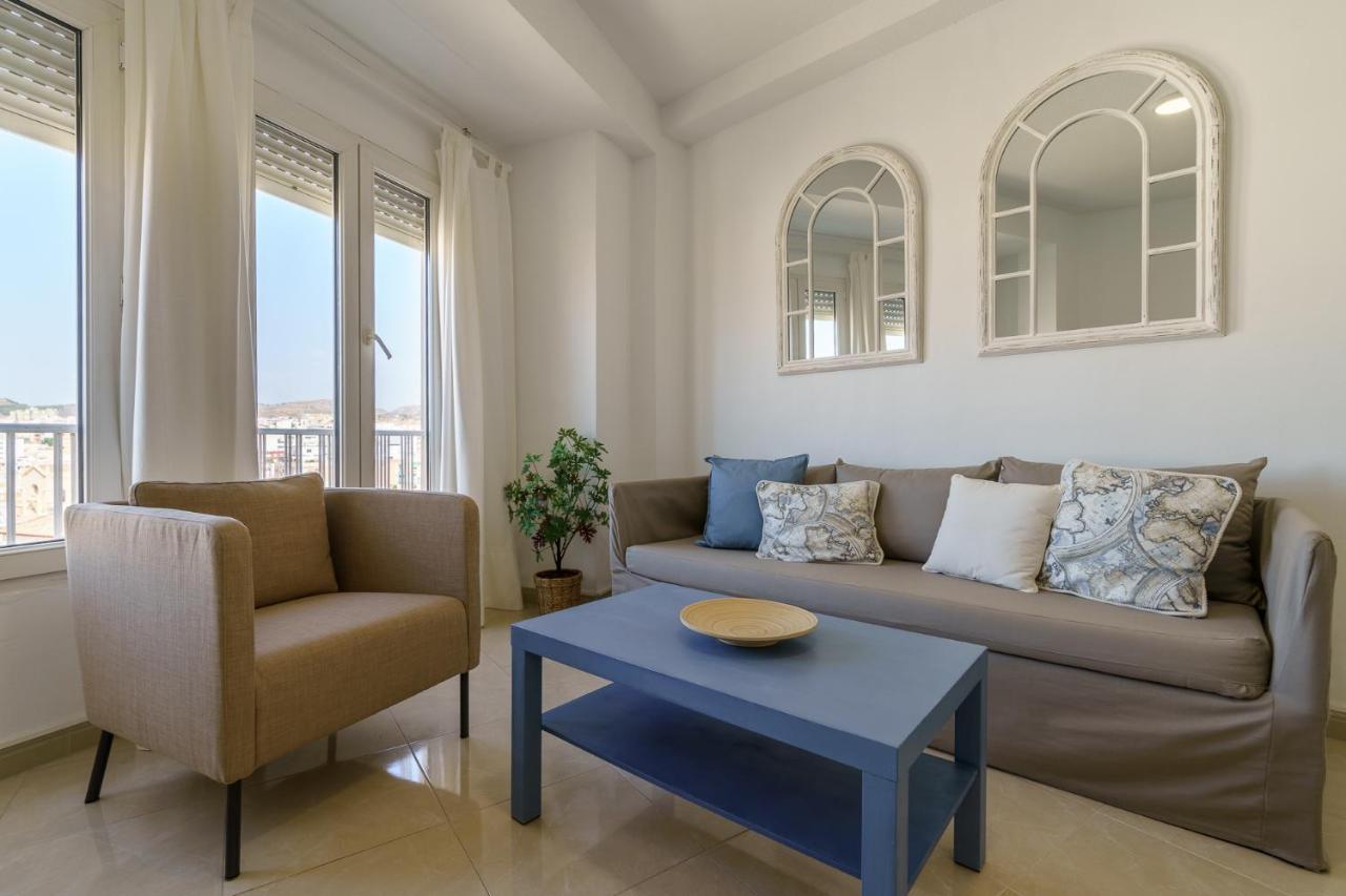 Maisuit Apartment Malaga City Center Luaran gambar